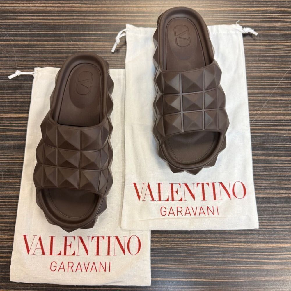 Valentino Garavani Brown Sandals slides